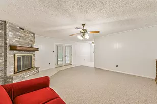 1426 Scott St, La Marque, TX 77568 - Photo 8