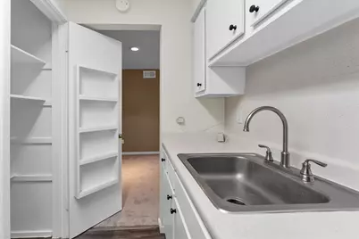 1100 Augusta Drive #64, Houston, TX 77057 - Photo 12