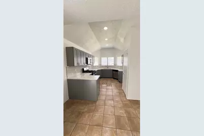 3910 Ebury Drive, Houston, TX 77066 - Photo 6