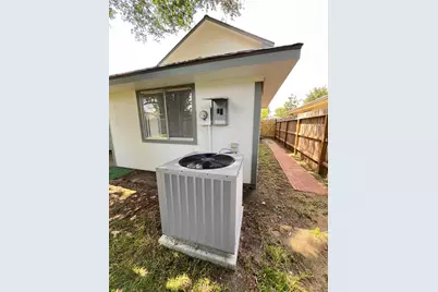 3910 Ebury Drive, Houston, TX 77066 - Photo 42