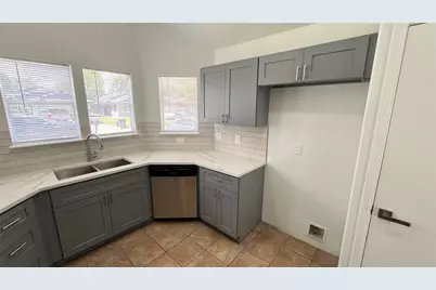 3910 Ebury Drive, Houston, TX 77066 - Photo 10