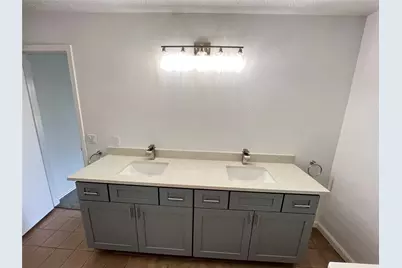 3910 Ebury Drive, Houston, TX 77066 - Photo 18
