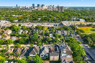 1642 Norfolk Street, Houston, TX 77006 - Photo 24