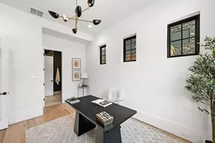 1642 Norfolk St, Houston, TX 77006 - Photo 6