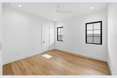 1642 Norfolk Street, Houston, TX 77006 - Photo 38
