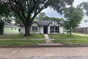 9410 Albury Dr, Houston, TX 77096 - Photo 1