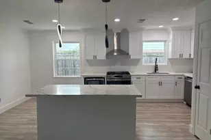9410 Albury Dr, Houston, TX 77096 - Photo 6