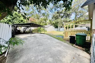 2305 Beaumont Ave, Liberty, TX 77575 - Photo 32