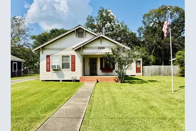 2305 Beaumont Avenue, Liberty, TX 77575 - Photo 1