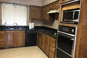 8715 Lawncliff Ln, Houston, TX 77040 - Photo 2