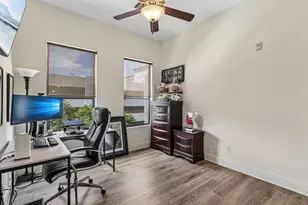2305 Camden Dr, Houston, TX 77021 - Photo 12