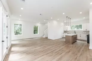 905 Quitman St, Houston, TX 77009 - Photo 2
