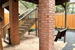 913 Birdsall St, Houston, TX 77007 - Photo 20