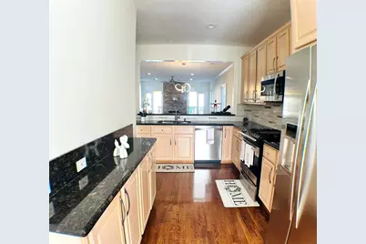 913 Birdsall Street, Houston, TX 77007 - Photo 10