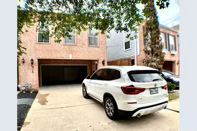 913 Birdsall Street, Houston, TX 77007 - Photo 1