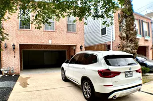 913 Birdsall St, Houston, TX 77007 - Photo 1