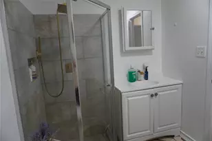 161 Hicks Loop W, Cleveland, TX 77328 - Photo 18