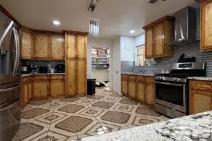 161 Hicks Loop W, Cleveland, TX 77328 - Photo 2