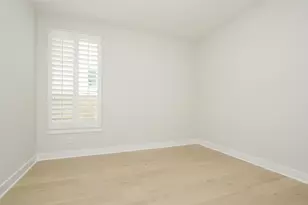 8018 Hingham Ln, The Woodlands, TX 77389 - Photo 8