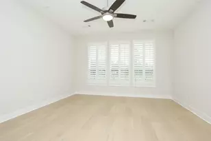 8018 Hingham Ln, The Woodlands, TX 77389 - Photo 22