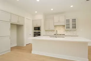 8018 Hingham Ln, The Woodlands, TX 77389 - Photo 14