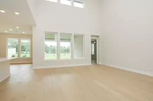 8018 Hingham Ln, The Woodlands, TX 77389 - Photo 10