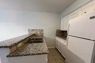 11500 Meadow Ln, Houston, TX 77477 - Photo 16