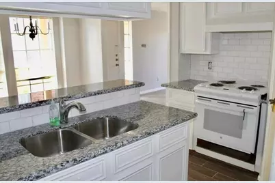 11500 Meadow Lane #4, Houston, TX 77477 - Photo 6