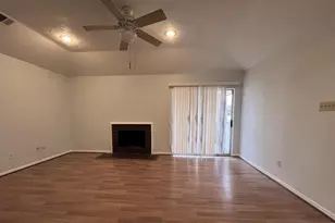 11500 Meadow Ln, Houston, TX 77477 - Photo 18