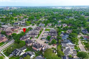 11500 Meadow Ln, Houston, TX 77477 - Photo 32