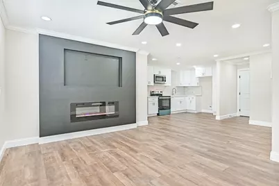 5622 Canterway Drive, Houston, TX 77048 - Photo 1