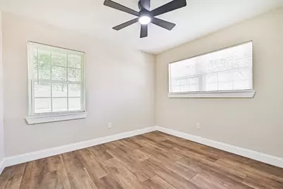 5622 Canterway Drive, Houston, TX 77048 - Photo 12