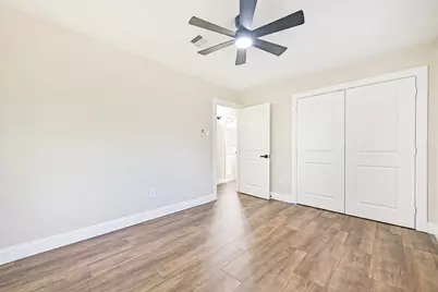 5622 Canterway Drive, Houston, TX 77048 - Photo 18