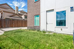 2111 McGowen St, Houston, TX 77004 - Photo 34