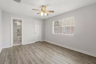 4822 Hillswick Drive, Sugar Land, TX 77479 - Photo 18