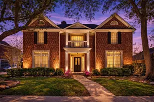 4822 Hillswick Dr, Sugar Land, TX 77479 - Photo 2