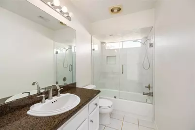 9718 Deverell Drive, Sugar Land, TX 77498 - Photo 24