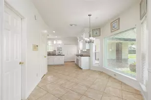 9718 Deverell Dr, Sugar Land, TX 77498 - Photo 12