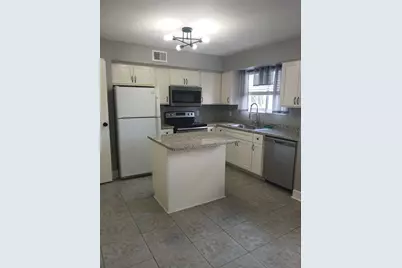 1500 Bay Area Boulevard #165, Houston, TX 77058 - Photo 10
