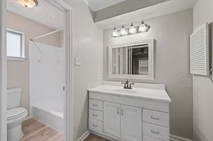 12219 Meadow Hollow Dr, Meadows Place, TX 77477 - Photo 8