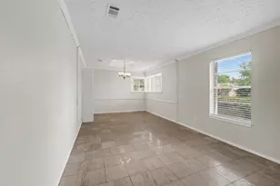 12219 Meadow Hollow Dr, Meadows Place, TX 77477 - Photo 4