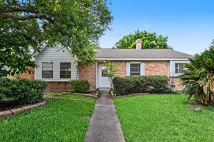 12219 Meadow Hollow Dr, Meadows Place, TX 77477 - Photo 1
