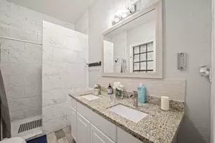 3223 Avenue M, Galveston, TX 77550 - Photo 6