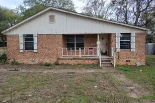 2319 Luther St, Tyler, TX 75701 - Photo 2