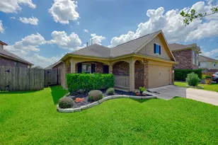 18319 Tacoma Ridge Dr, Tomball, TX 77377 - Photo 2