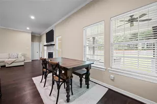572 Pinchback Dr, Anahuac, TX 77514 - Photo 14