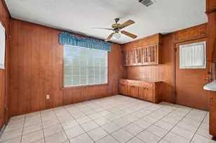 2208 Wyoming St, Baytown, TX 77520 - Photo 8