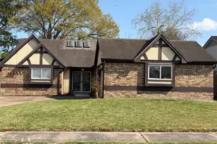 15443 Peermont St, Houston, TX 77062 - Photo 2