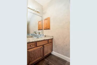 8915 Wallington Drive, Houston, TX 77096 - Photo 14