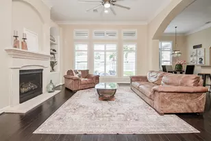 2015 Shadow Bend Dr, Sugar Land, TX 77479 - Photo 16